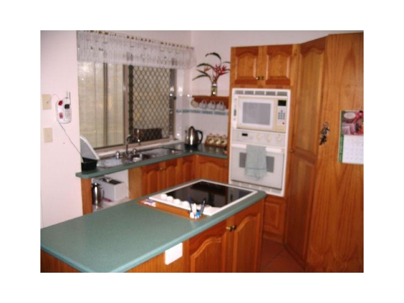 Buxton QLD 4660