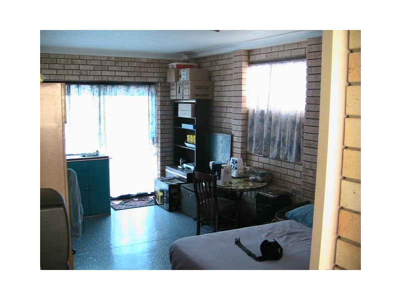 Avenell Heights QLD 4670