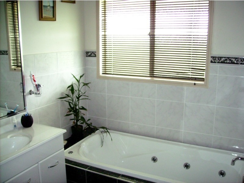 Branyan QLD 4670