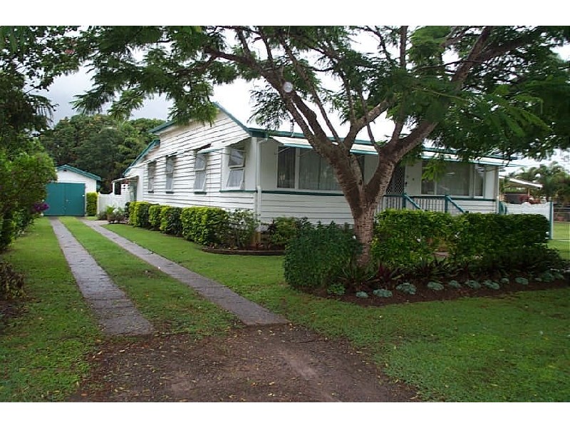 8  Gibson Street, Bundaberg QLD 4670