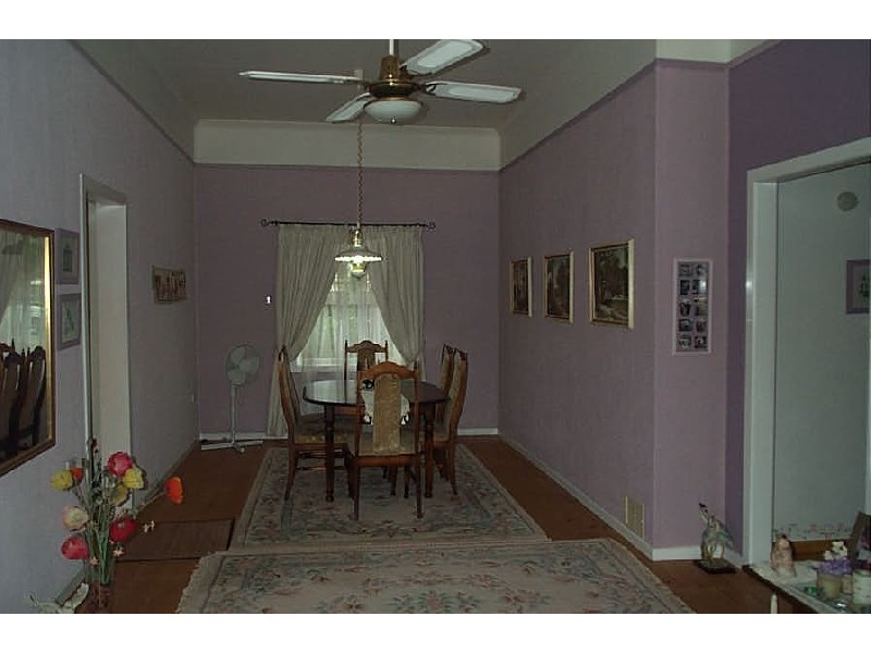 8  Gibson Street, Bundaberg QLD 4670