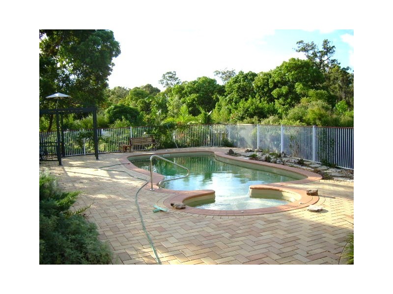 Takura QLD 4655