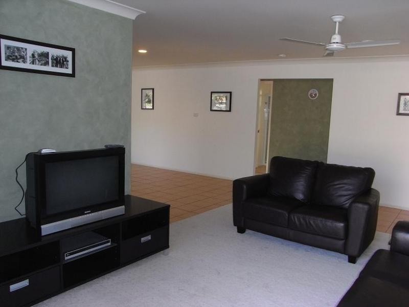 170 Greenwood Drive, Kirwan QLD 4817