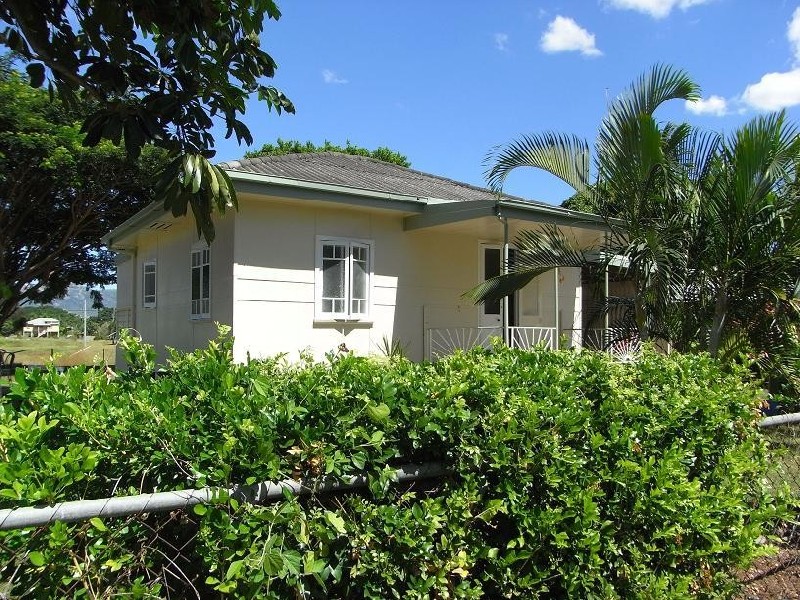 8 Jermyn Street, Hyde Park QLD 4812