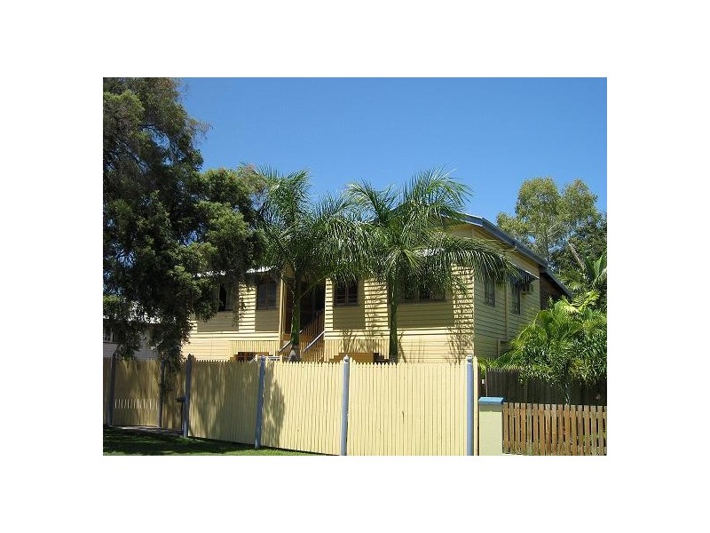 9 Dillane Street, Hyde Park QLD 4812