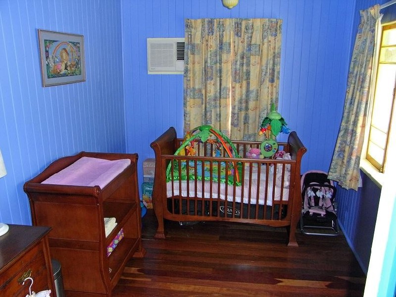 9 Dillane Street, Hyde Park QLD 4812