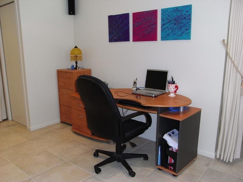 9 Dillane Street, Hyde Park QLD 4812