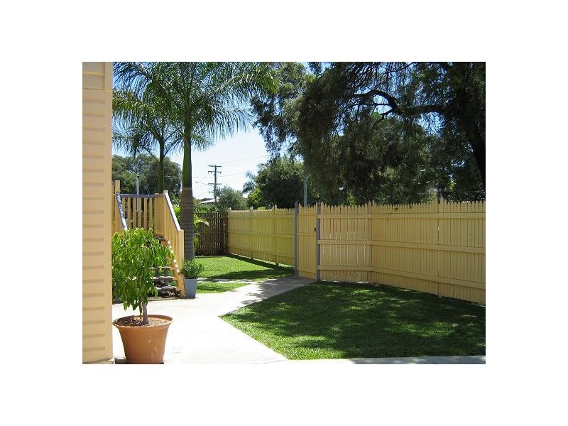 9 Dillane Street, Hyde Park QLD 4812