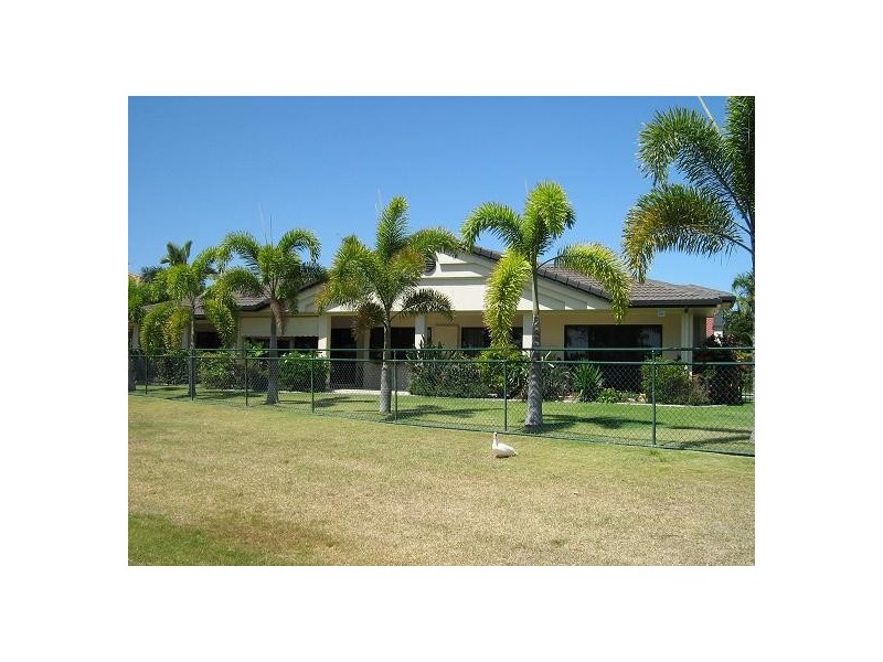 18 Crown Court, Kirwan QLD 4817