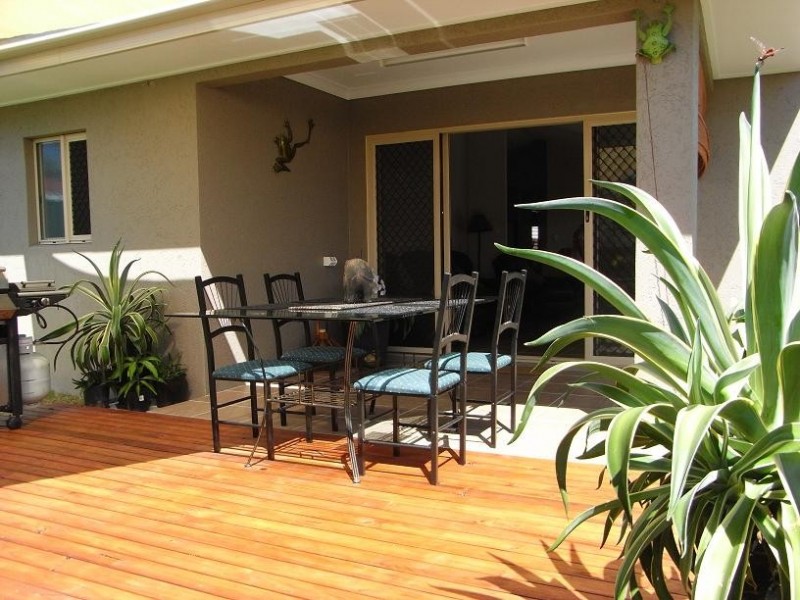 60 Coutts Drive, Bushland Beach QLD 4818