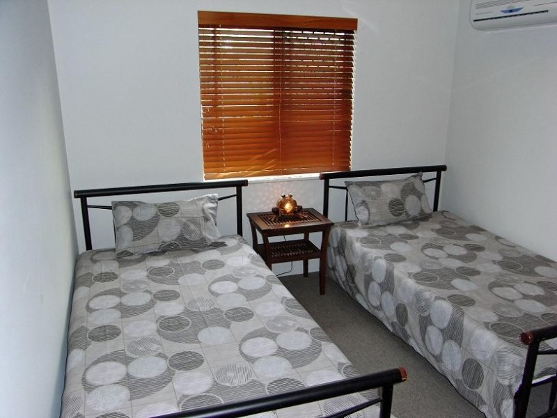 60 Coutts Drive, Bushland Beach QLD 4818