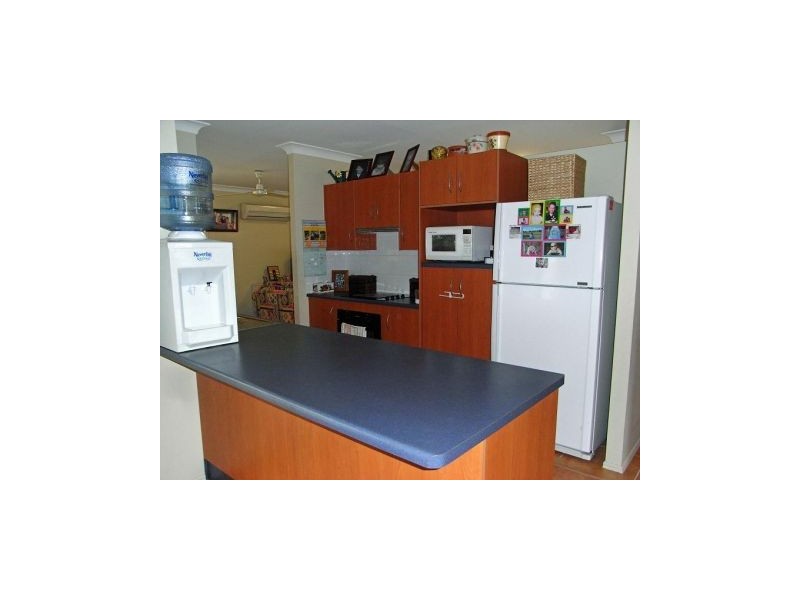 11 Heather Avenue, Rasmussen QLD 4815