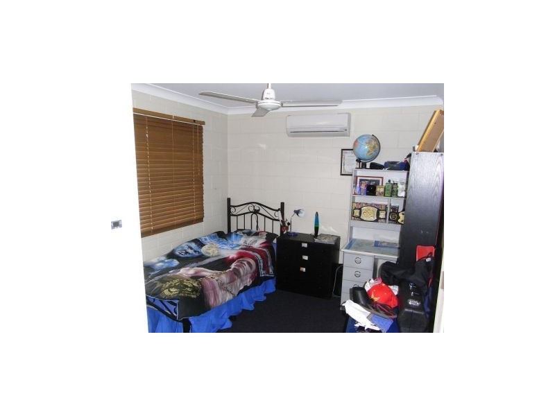 11 Heather Avenue, Rasmussen QLD 4815