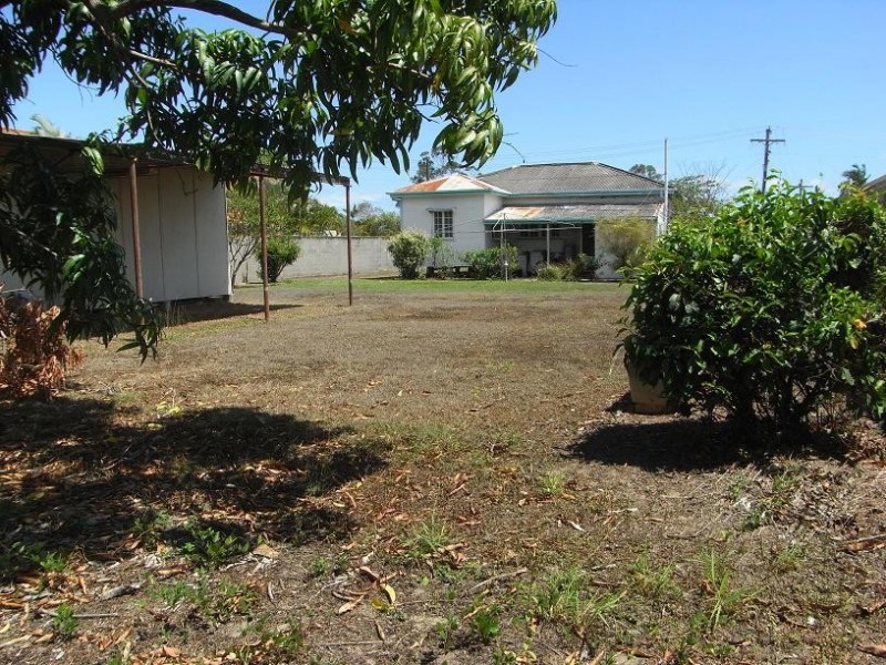 8 Vivian Street, Pimlico QLD 4812