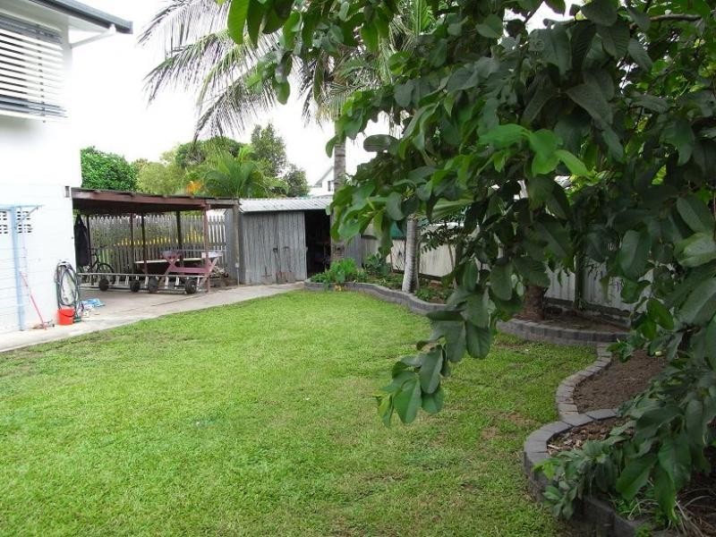 15 Jenkins Street, Kirwan QLD 4817