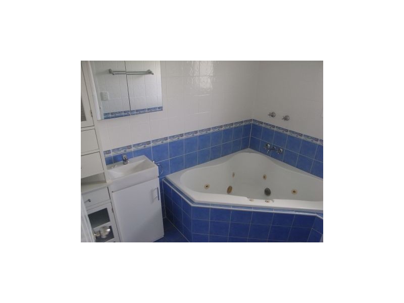 62 Dalpura Avenue, Cranbrook QLD 4814