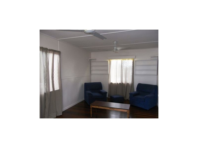 62 Dalpura Avenue, Cranbrook QLD 4814