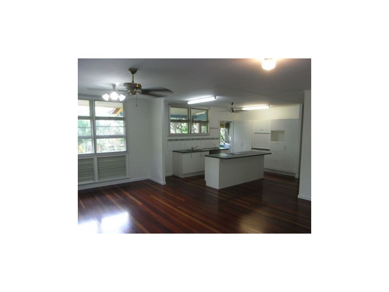 6 Kenealy Street, Aitkenvale QLD 4814