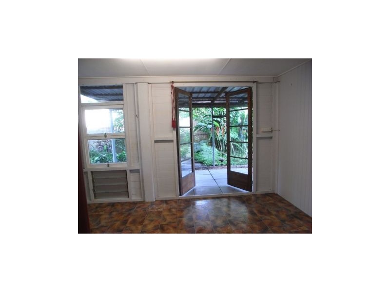 6 Kenealy Street, Aitkenvale QLD 4814