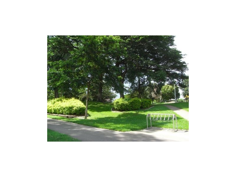 6 Kenealy Street, Aitkenvale QLD 4814