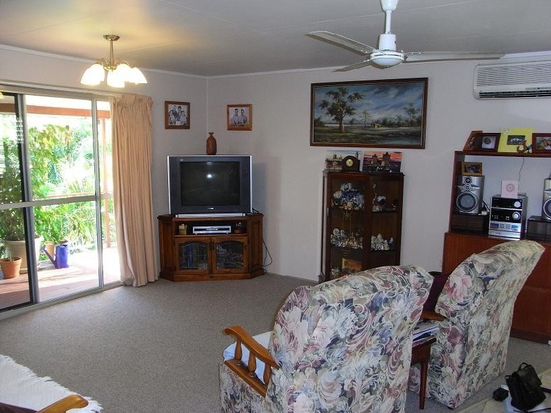 8 Nonda, Kirwan QLD 4817