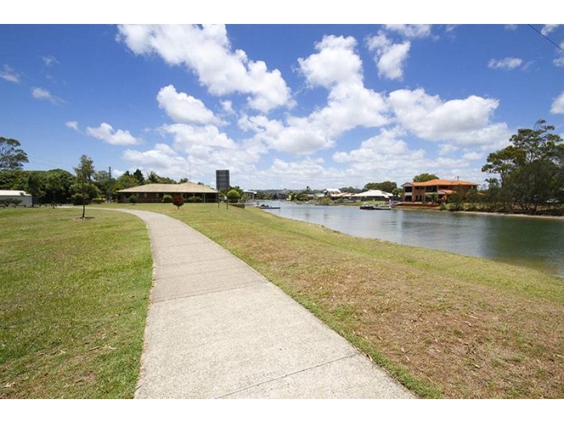 6/10 Broadmeadows Road ‘Riverbreeze’, Maroochydore QLD 4558