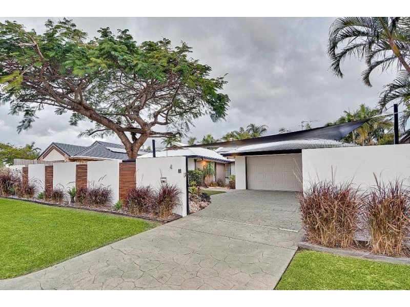4 Maroochy Waters Drive, Maroochydore QLD 4558