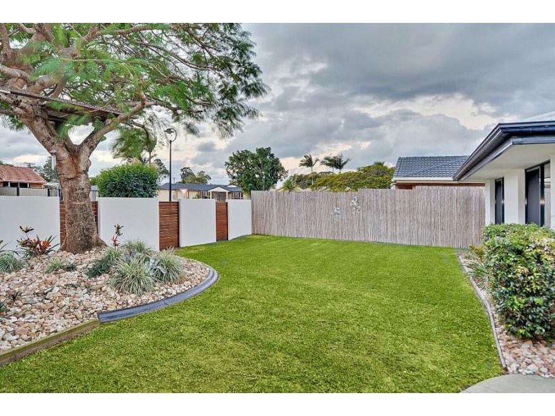 4 Maroochy Waters Drive, Maroochydore QLD 4558