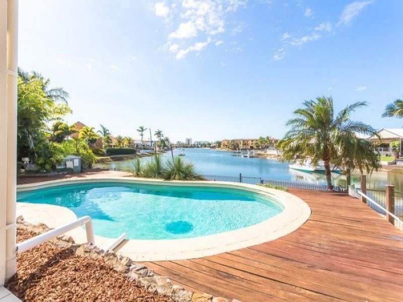 50 Amarina Avenue, Mooloolaba QLD 4557