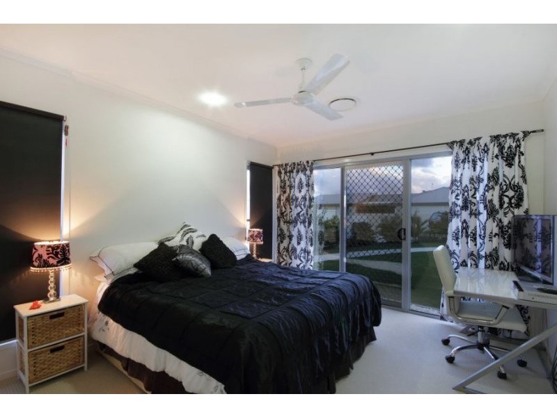 9 Nevis Court, Kawana Island QLD 4575