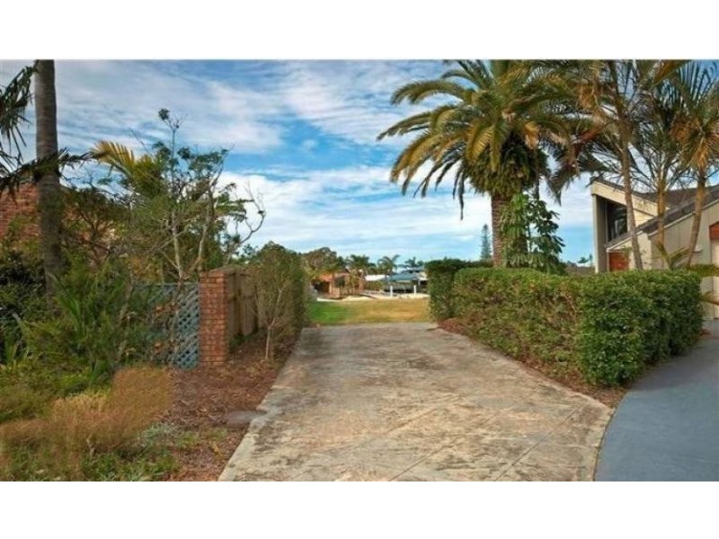 28 Aldinga Place, Mooloolaba QLD 4557