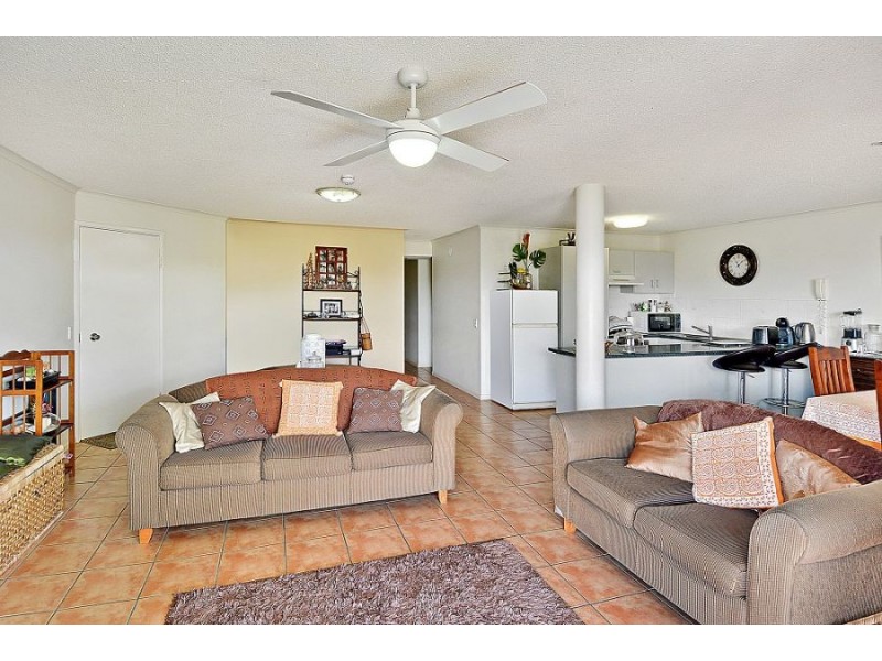 Unit 20 ‘Surfside On The Beach’ 143 Lowanna Drive, Buddina QLD 4575