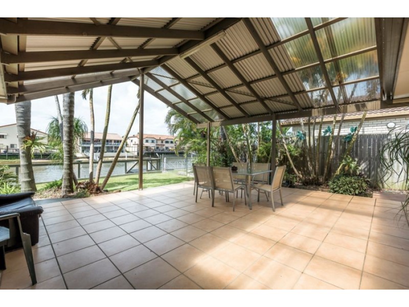 34 Balyarta Crescent, Mooloolaba QLD 4557