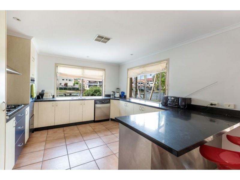 34 Balyarta Crescent, Mooloolaba QLD 4557