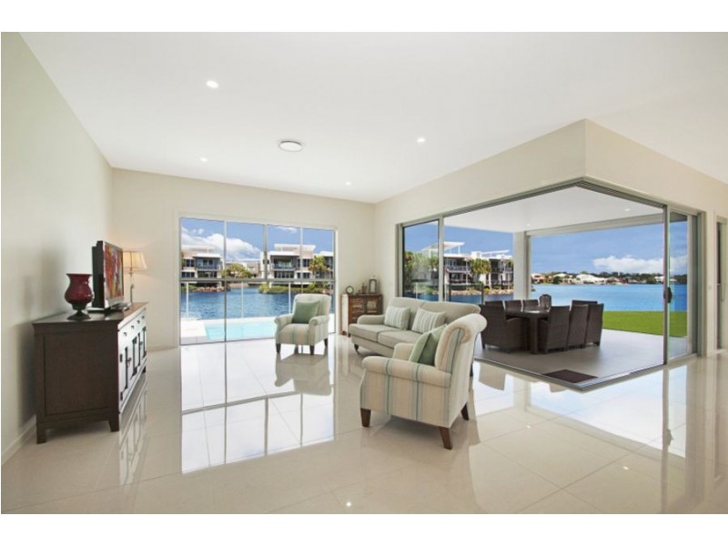 13 Oceanic Court, Twin Waters QLD 4564