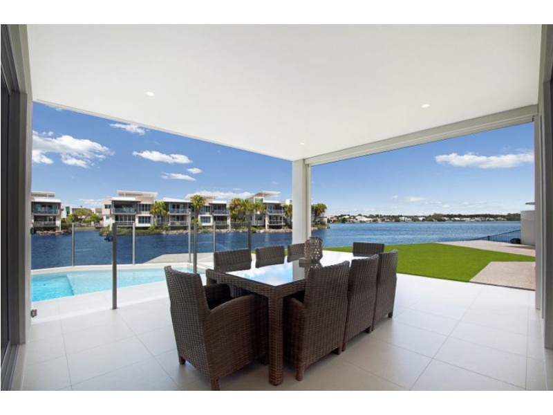 13 Oceanic Court, Twin Waters QLD 4564