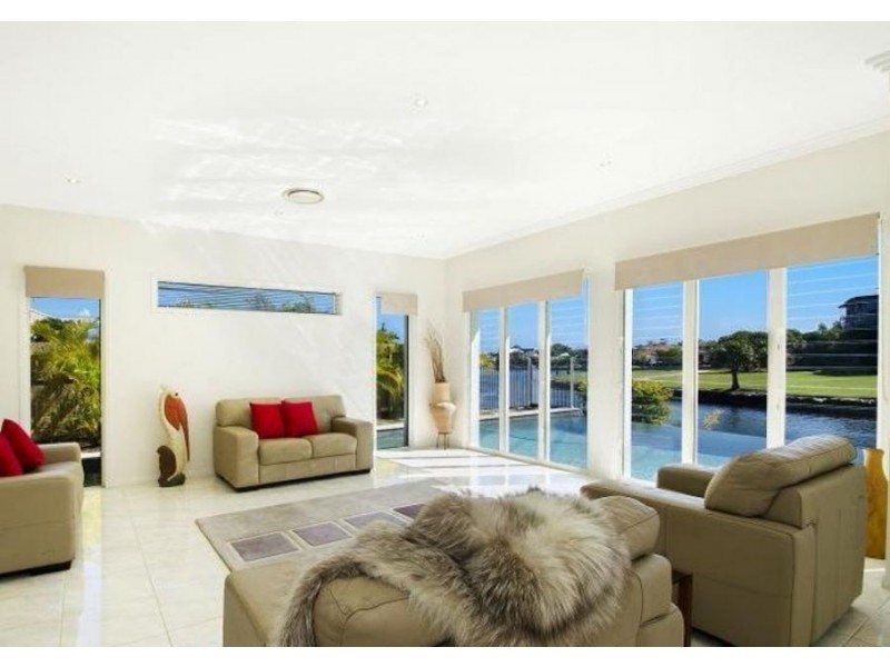 2 Waterfront Court, Twin Waters QLD 4564