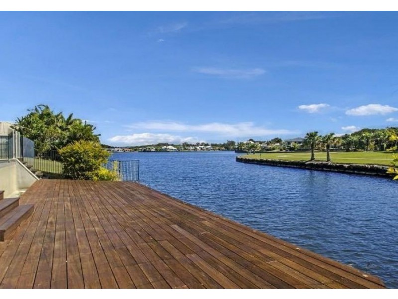 2 Waterfront Court, Twin Waters QLD 4564