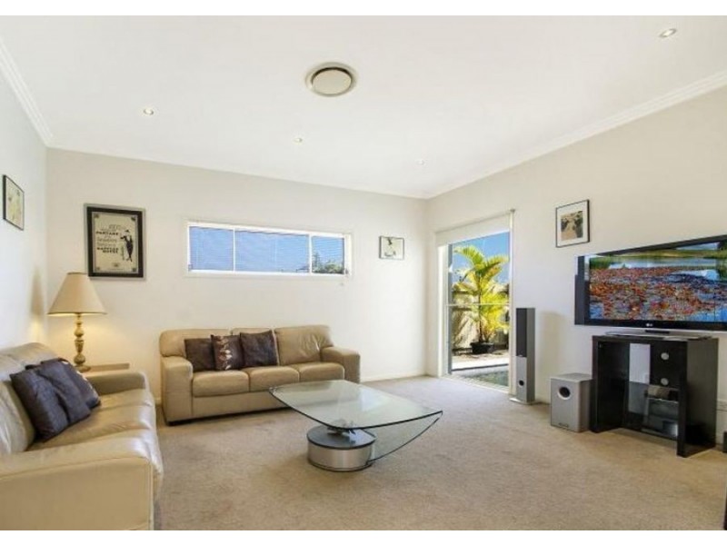 2 Waterfront Court, Twin Waters QLD 4564