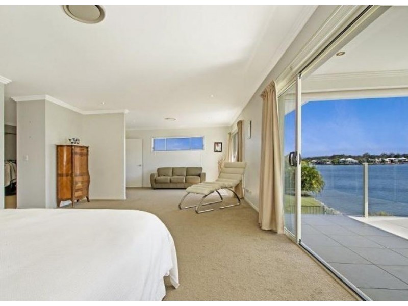 2 Waterfront Court, Twin Waters QLD 4564