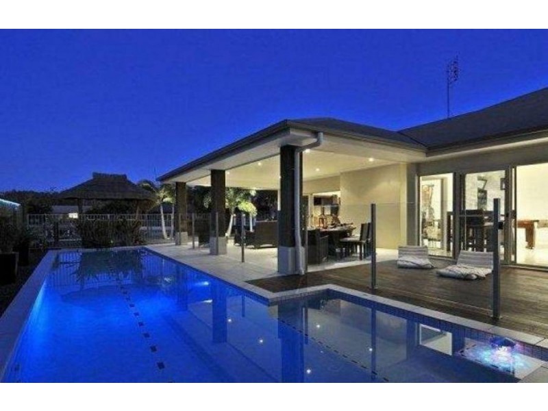 102 Maroochy Waters Drive, Maroochydore QLD 4558