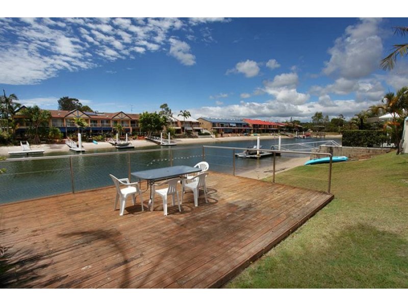 33 Schirrmann Drive, Maroochydore QLD 4558