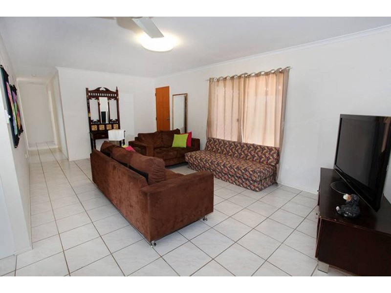 33 Schirrmann Drive, Maroochydore QLD 4558