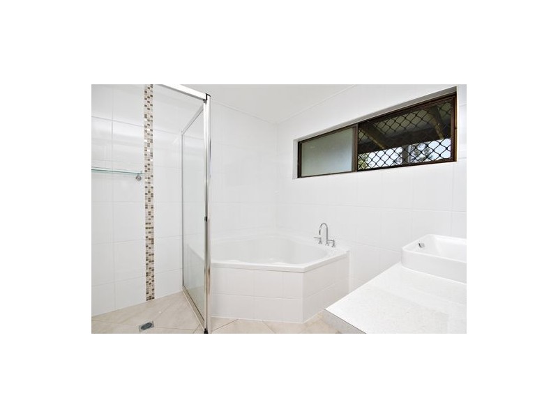 273 Glenview Road, Glenview QLD 4553