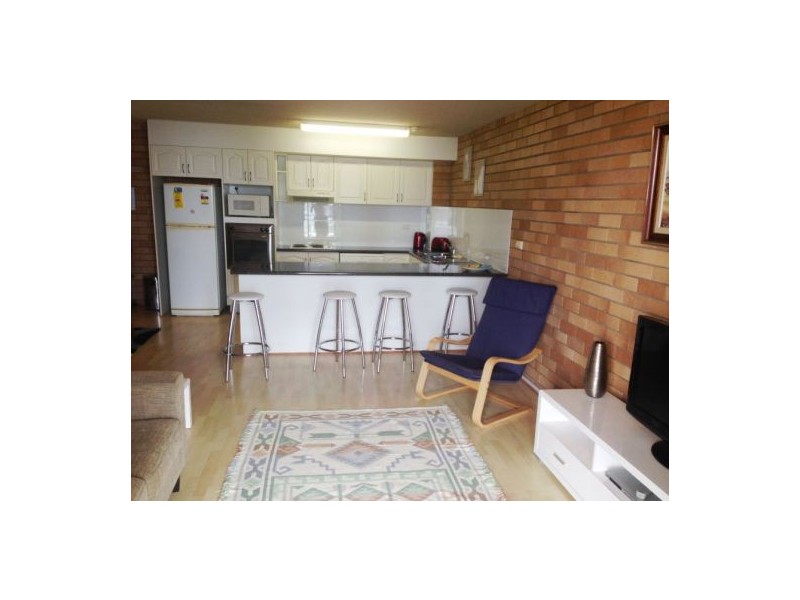 Apt 10 Avalon, 156 Alexandra Parade, Alexandra Headland QLD 4572