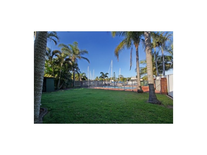 13 Adelong Crescent, Buddina QLD 4575