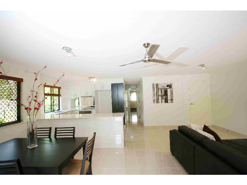 7/12-14 Lindsay Street, Alexandra Headland QLD 4572