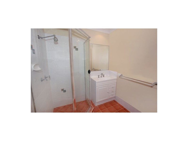 18 Baltimore Place, Kuluin QLD 4558