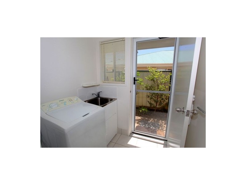 2/2 Rosslare Court, Kuluin QLD 4558