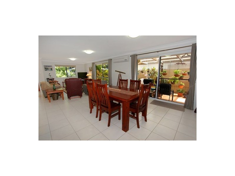 2/2 Rosslare Court, Kuluin QLD 4558